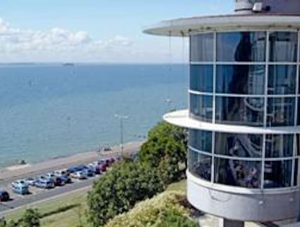 Cliffs Pavillion by Southend Theatres