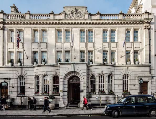 Courthouse Hotel London