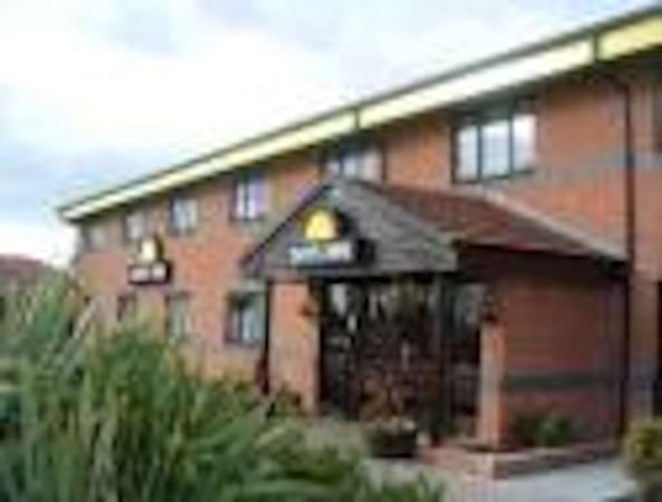 Days Inn Warwick North