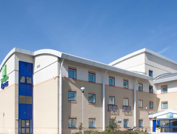 Express by Holiday Inn Cardiff Bay