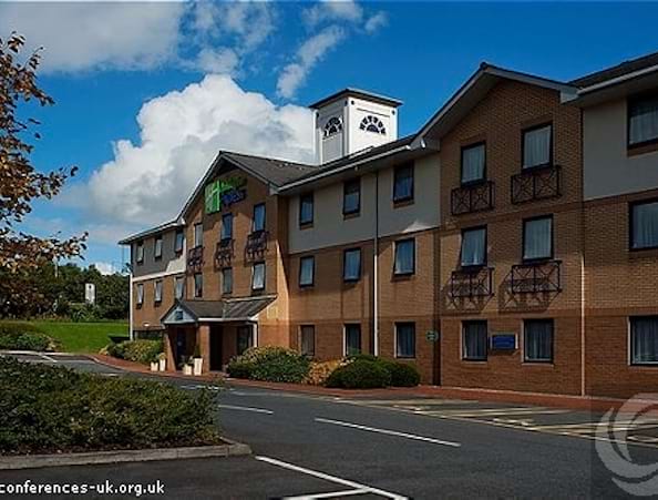 Express By Holiday Inn SWANSEA M4 JCT 43