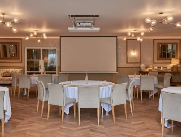 Fairlawns Hotel and Spa