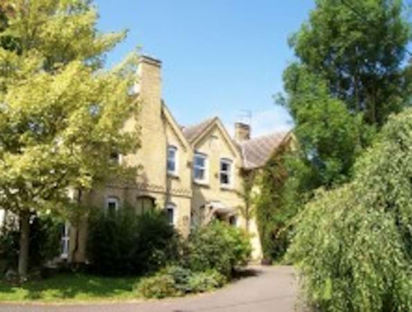 Finch Hatton Arms Hotel