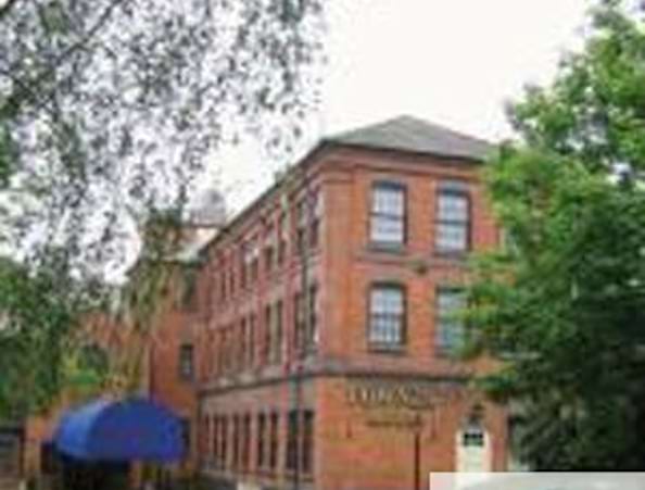 Fownes Hotel