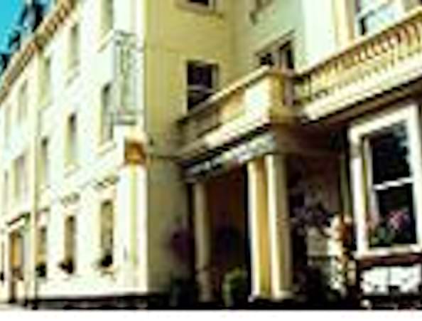 George and Abbotsford Hotel