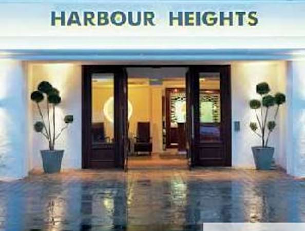 Harbour Heights Hotel