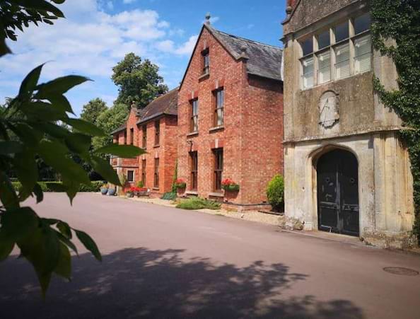 Hatherley Manor Hotel