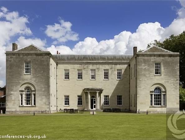 Hitchin Priory