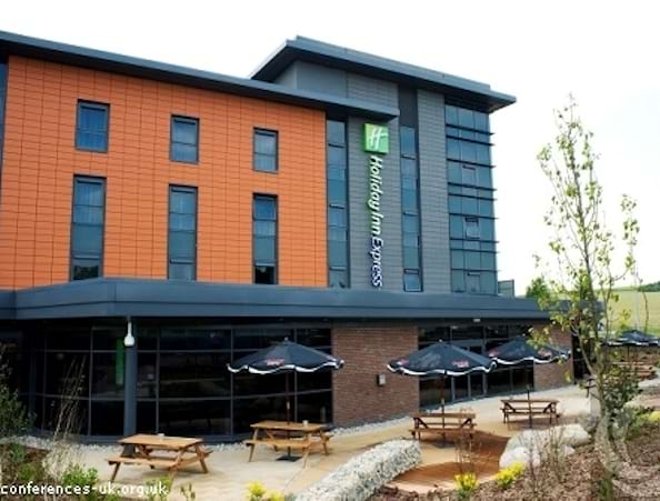 Holiday Inn Express Dunstable