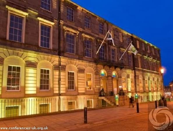 Holiday Inn Express EDINBURGH CITY CENTRE