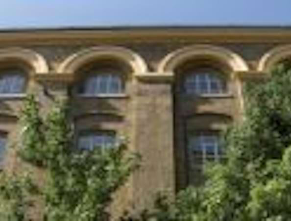 London Bridge Hays Lane