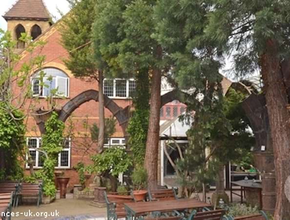 Madonna Halley Hotel