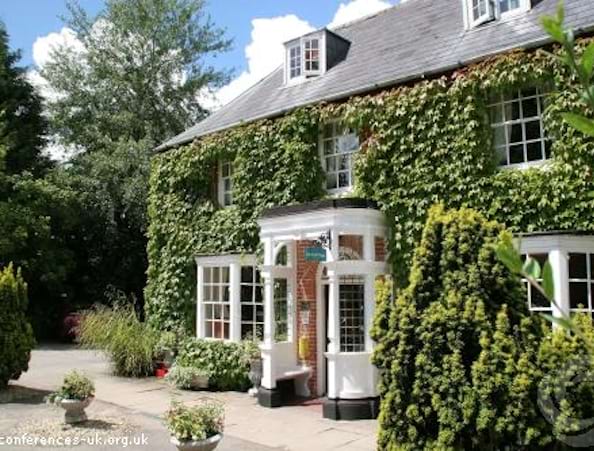 Marsh Farm Hotel Swindon