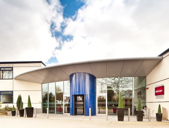 Mercure Chester Abbots Well Hotel