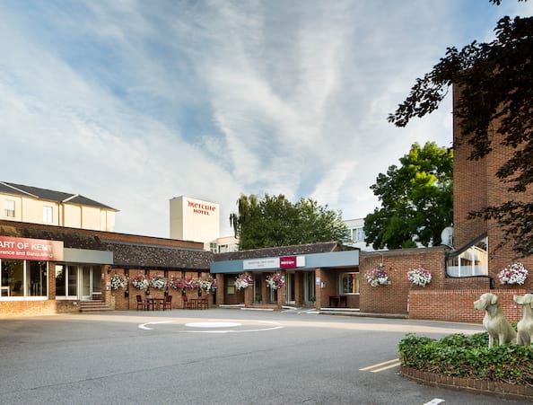 Mercure Maidstone Great Danes Hotel