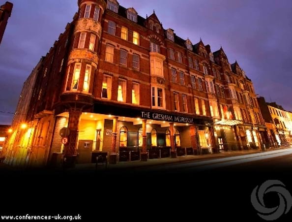 Metropole Ryan Hotel