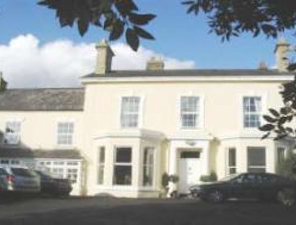 Oakleigh Guest House