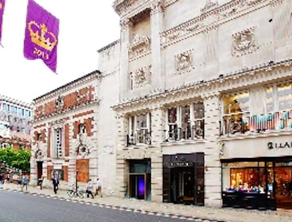 Purple Door at Piccadilly