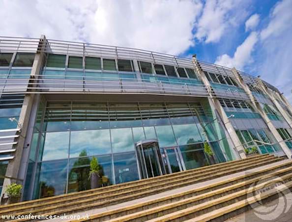 Regus Milton Keynes Atterbury Lakes