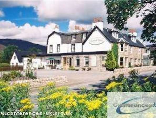 Rowan Tree Country Hotel