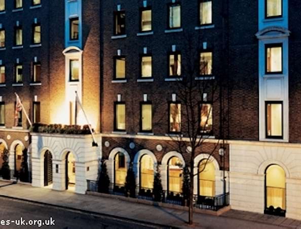 The Halkin Como Hotel