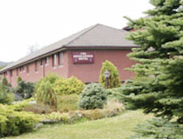 The Highlander Hotel