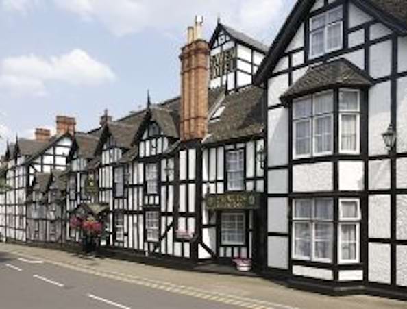 The Raven Hotel