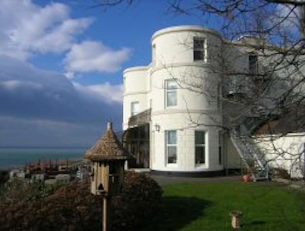 Tyr Graig Castle Hotel