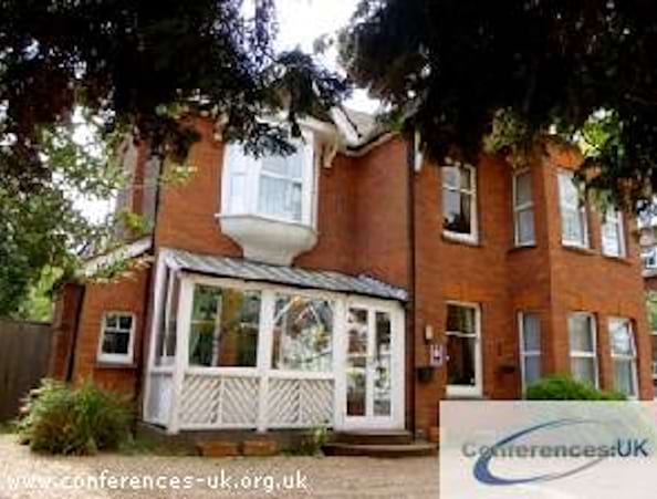 Wimblehurst Hotel Horsham