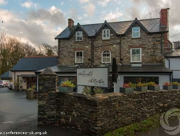 Wolfscastle Country Hotel