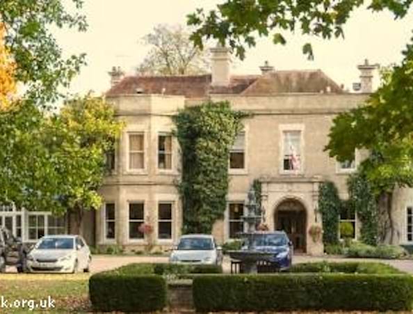 Woodland Manor Hotel