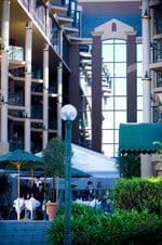 Amora Hotel Riverwalk Melbourne