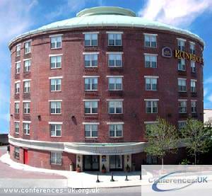 Best Western Roundhouse Suites