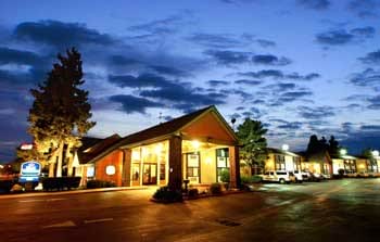Best Western Town and Country Lodge