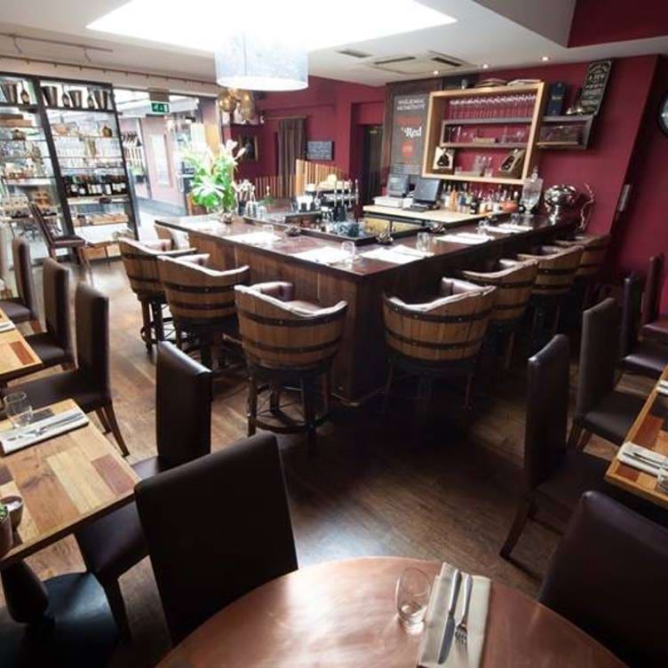 Cheshire Lounge
