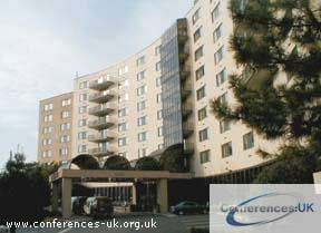 Clarion Collection Hotel Arlington Court Suites