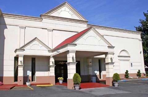 Clarion Inn College Park