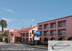 Comfort Inn and Suites Airport West