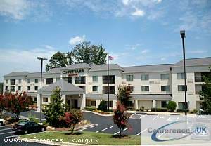 Courtyard Charlotte Lake Norman