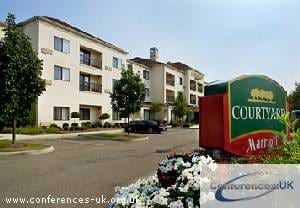Courtyard Newark Granville