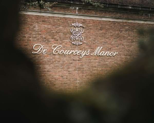 De Courceys Manor