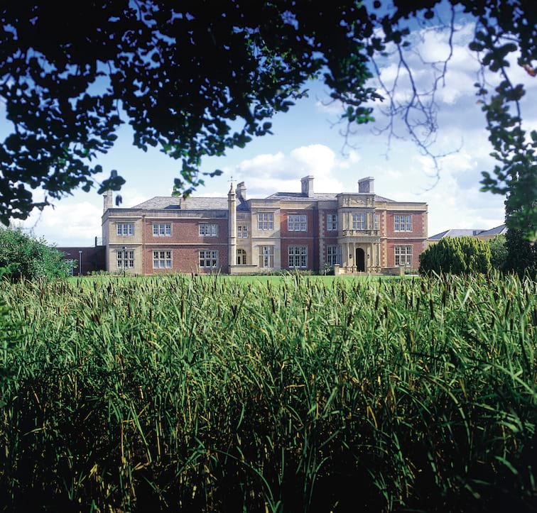 De Vere Cranage Estate Holmes Chapel