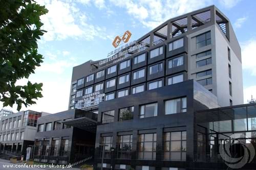 Gloria Plaza Hotel