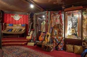 Hard Rock Cafe