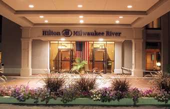 Hilton Milwaukee River