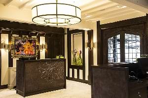 Hogarths Stone Manor Hotel