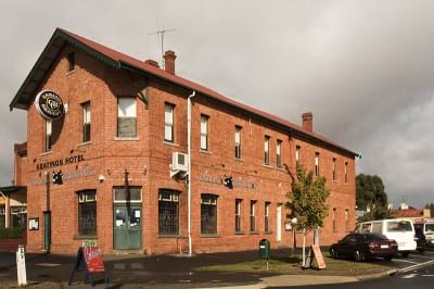 Holgates Bar and Restaurant