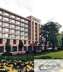 Holiday Inn Chicago Oakbrook