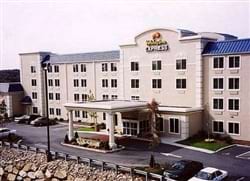 Holiday Inn Express Boston Milford