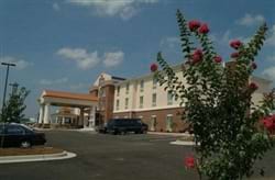 Holiday Inn Express Hotel and Suites Bremen